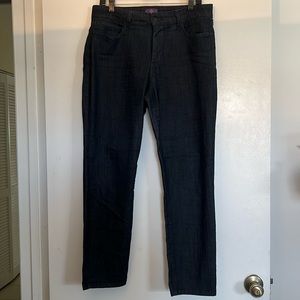 NYDJ size 12 super lightweight Jeans Excellent condition